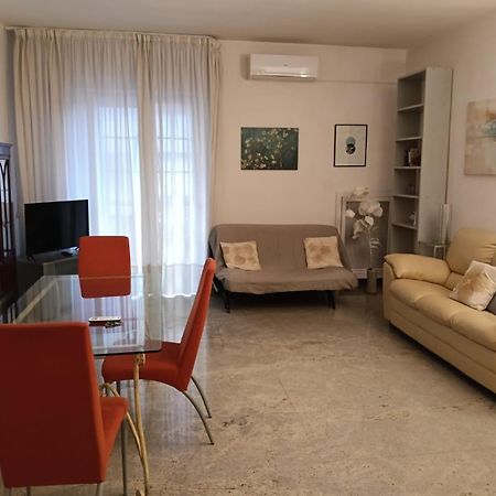 Pane & Pomodoro Beach Roomy Flat บารี ภายนอก รูปภาพ