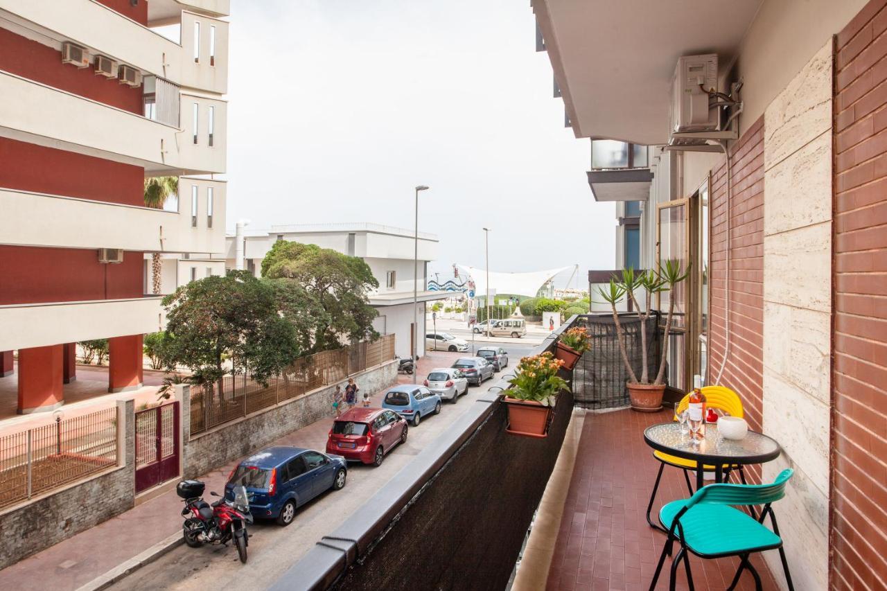 Pane & Pomodoro Beach Roomy Flat บารี ภายนอก รูปภาพ