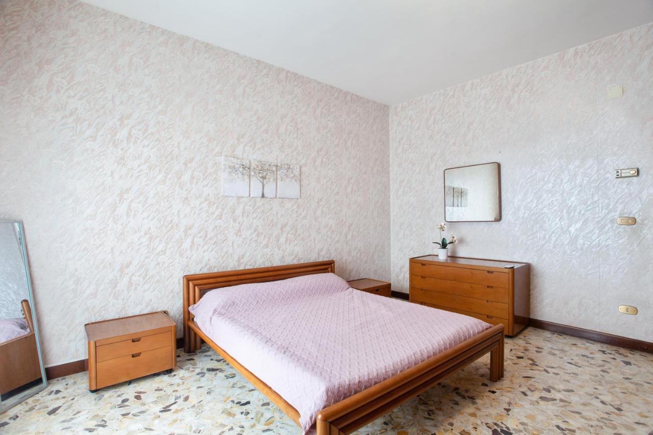 Pane & Pomodoro Beach Roomy Flat บารี ภายนอก รูปภาพ